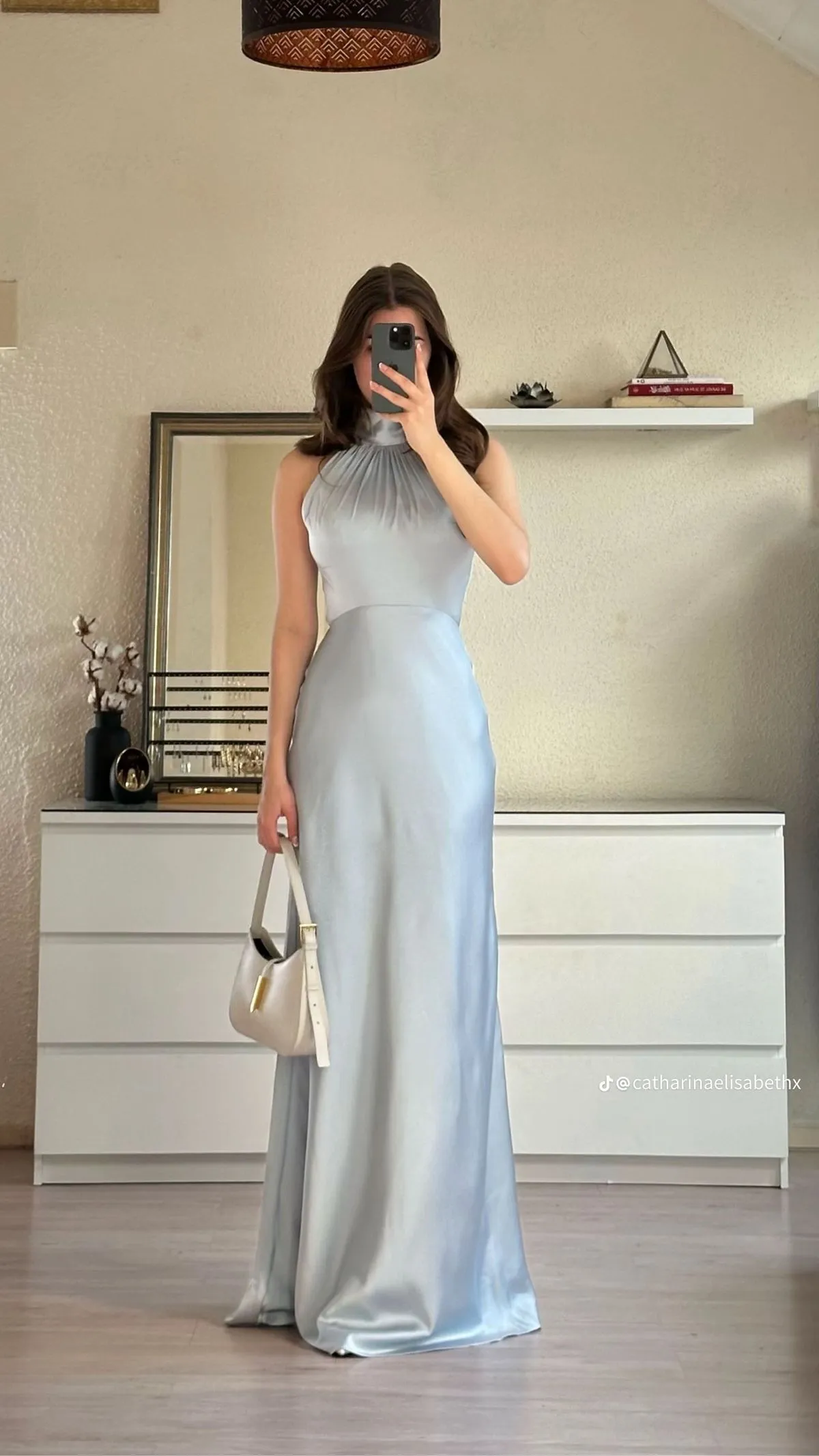 Customer wearing Lune teal outfit